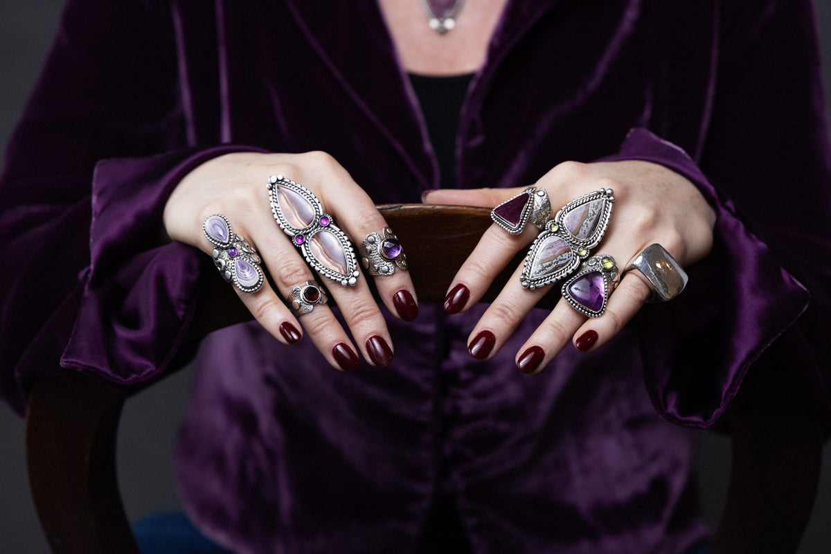 Silver_Raven_Jewelry_Showcase_c233d3a0-29df-42f2-853e-1c7a91490d82